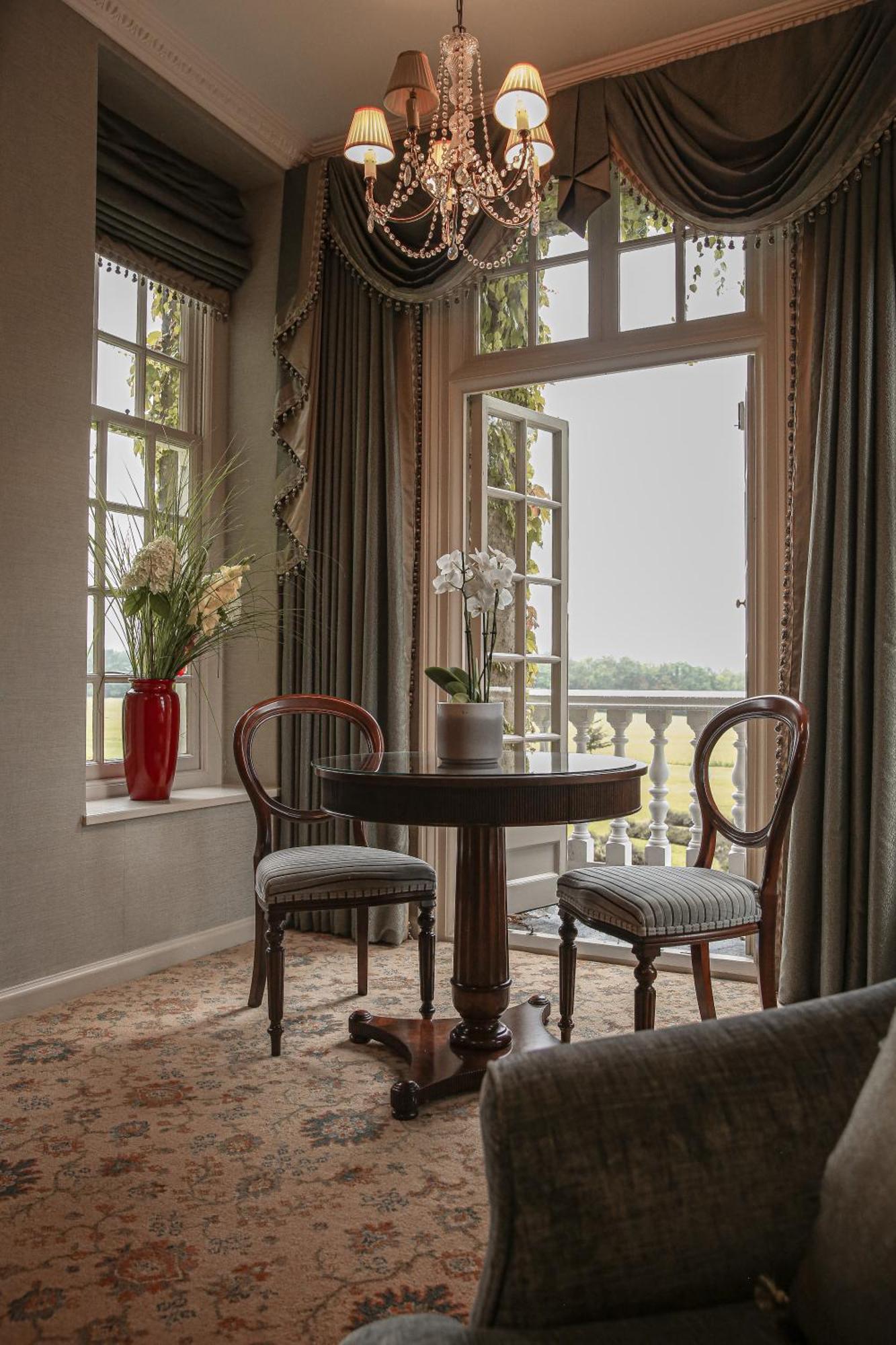 Lucknam Park Hotel Chippenham  Zewnętrze zdjęcie