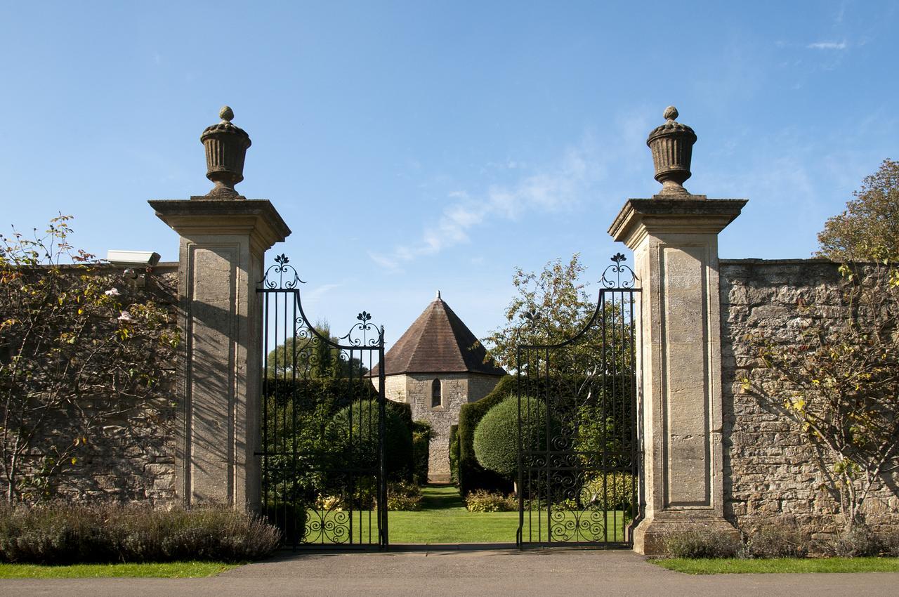 Lucknam Park Hotel Chippenham  Zewnętrze zdjęcie